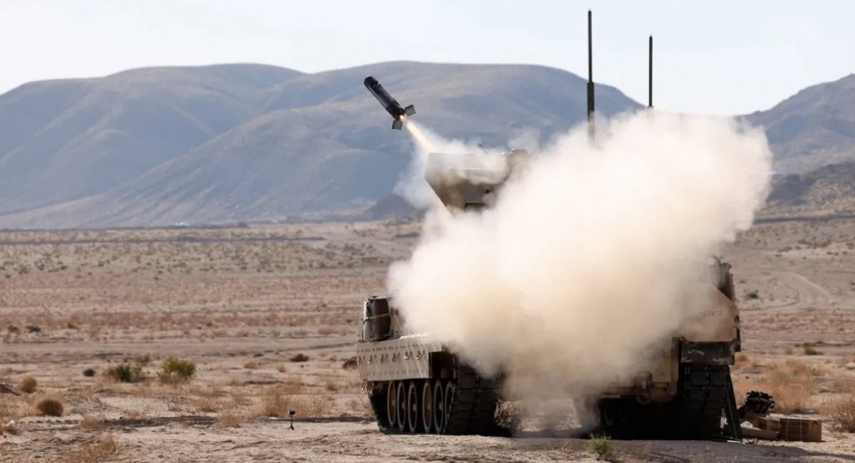 Launch of the 670 munition from a TOW launcher on a Bradley, which later turned out to be the Coyote LE SR drone, March 2025 / Photo credit: U.S. Army