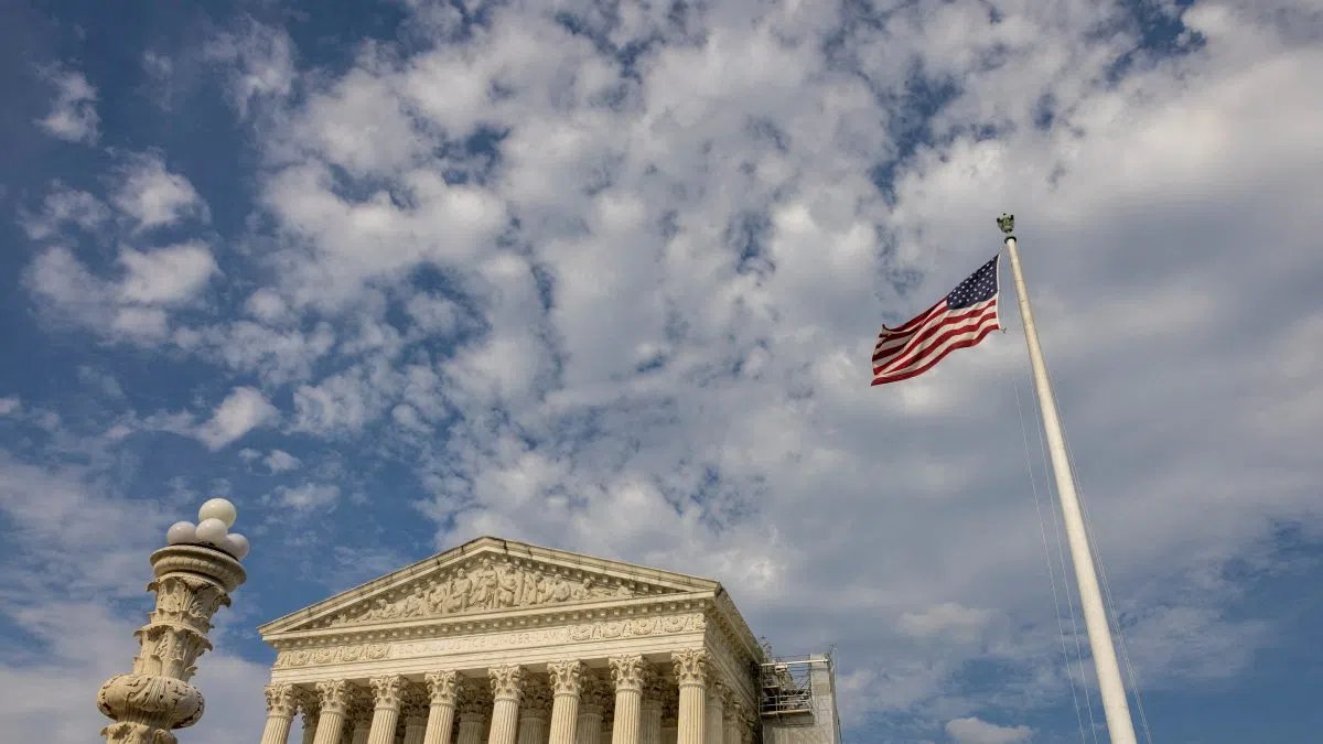 Supreme Court lets Trump resume plans for mass federal layoffs