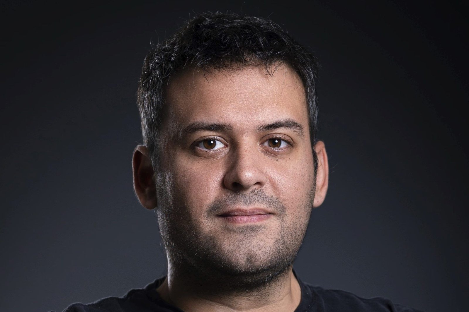 An ex-Apple engineer says his new defense startup…