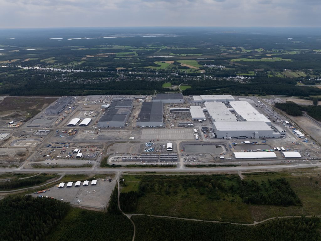 Battery startup raises $200 million to fund Northvolt deal