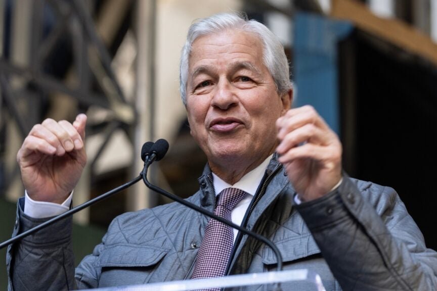 Magnificent 7 Crush EU Giants—Jamie Dimon Tells Europe: 'You’re Losing' - Apple (NASDAQ:AAPL), Amazon.com (NASDAQ:AMZN)