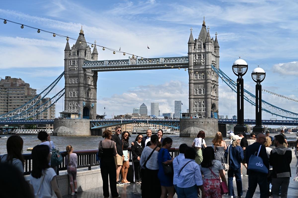 Stocks rise amid hopes the EU and US will reach trade deal