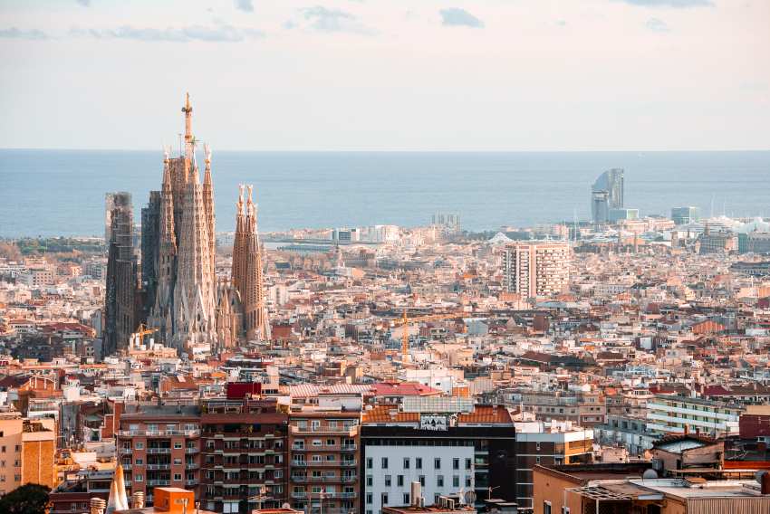 Overtourism in Barcelona Strains Infrastructure and Local Life