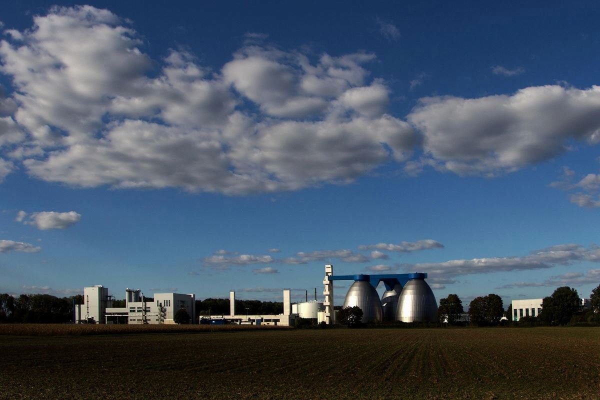 Chemical production nature clouds - Image by andreas N from Pixabay