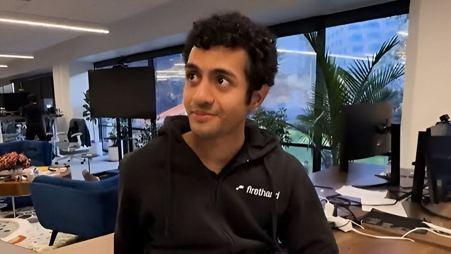 He also said that he did multiple jobs, not to scam anyone, but out of necessity. 