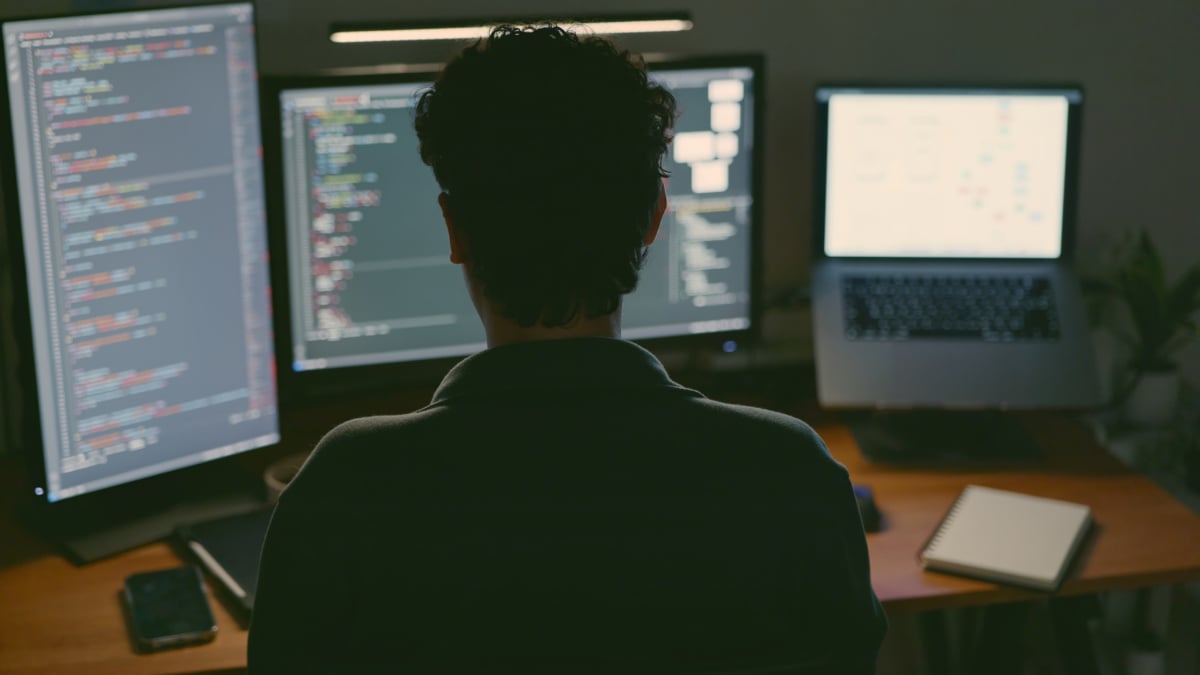 Soham Parekh goes viral for working at multiple startups at once