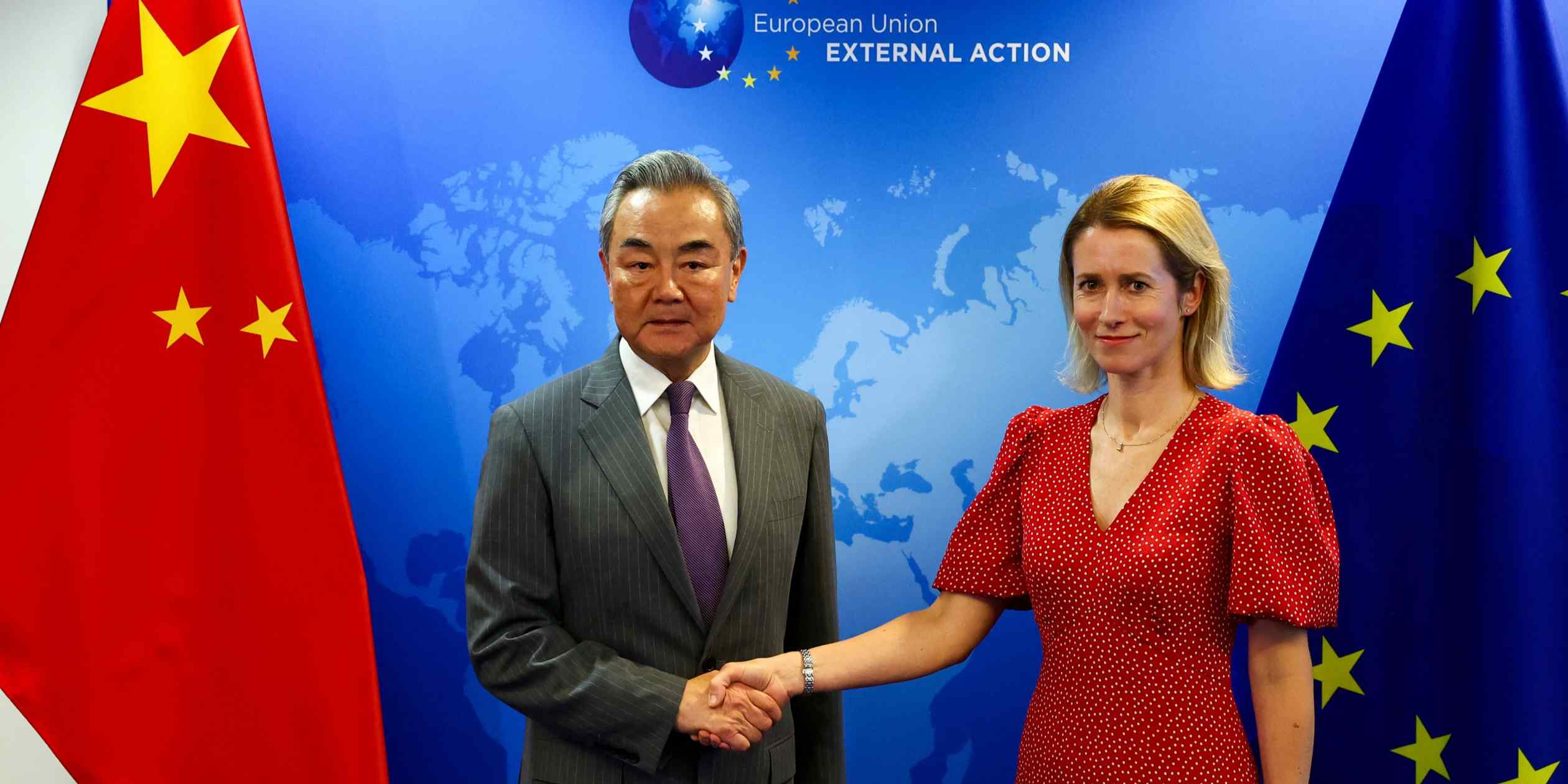 China rejects blame for EU economic woes, Brussels urges rare earth access