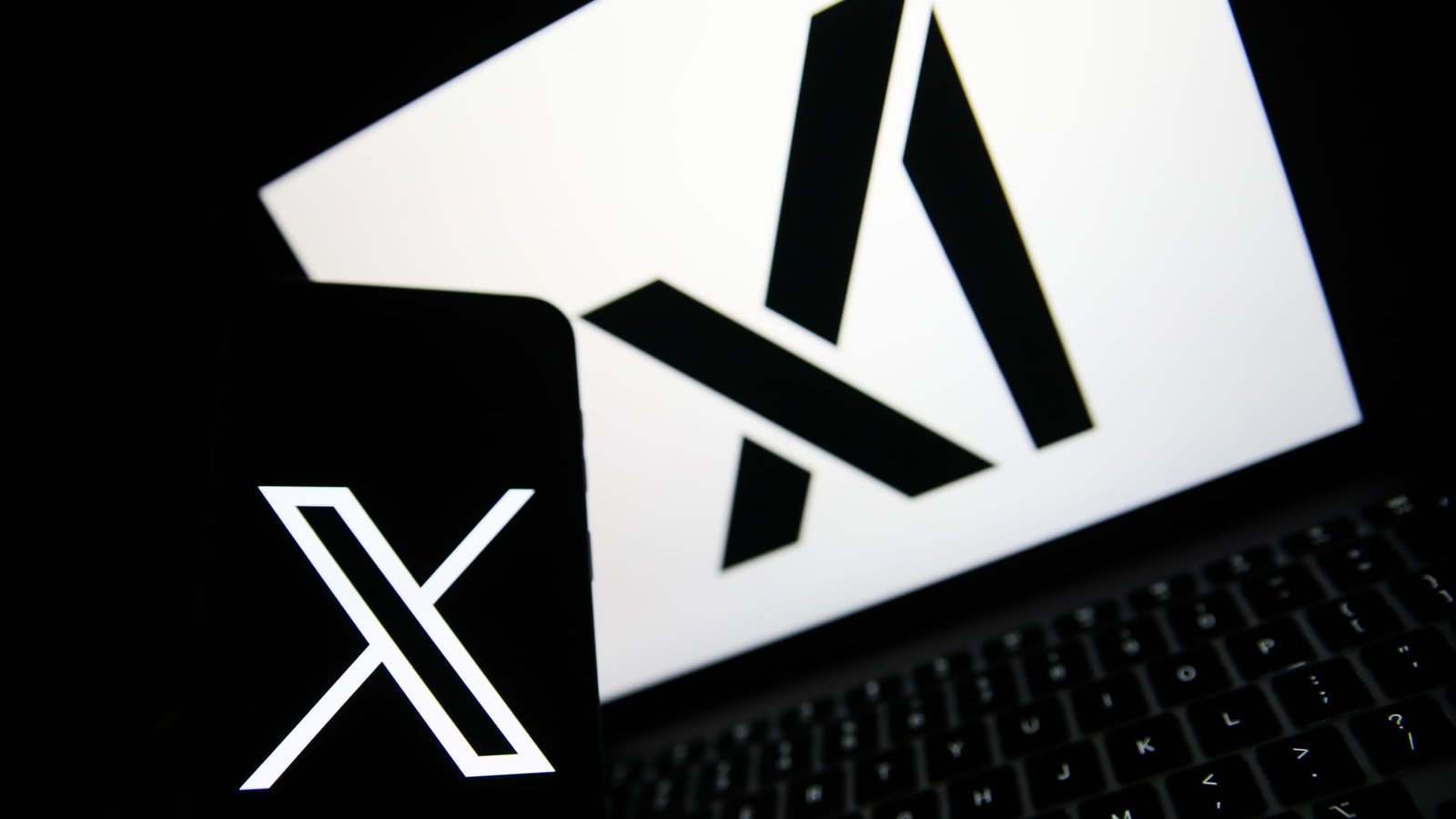 Elon Musk's xAI Holdings in talks to raise $20 billion