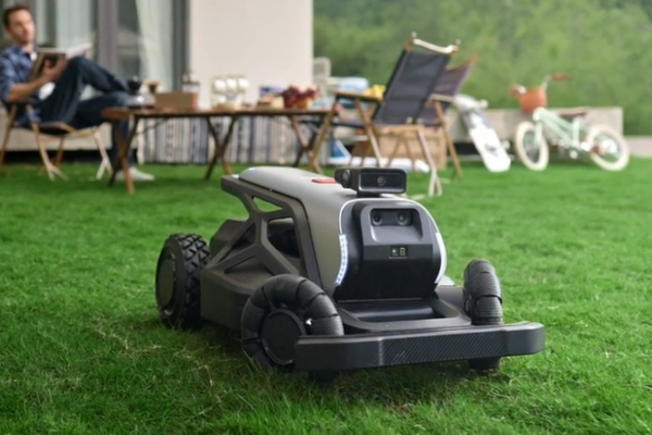Lawn Mowing Robot Company Valued Over 100M Yuan Struggles with Crowdfunding Deliveries; Upheaval Among SMEs Just Beginning