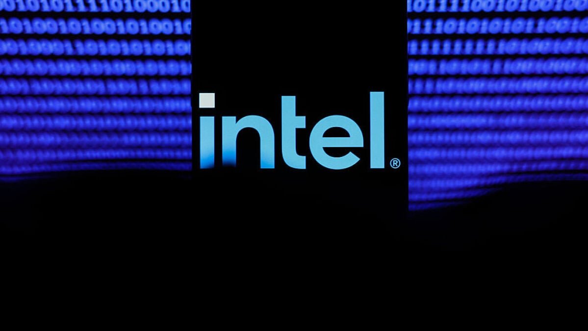U.S. government could take a 10 percent stake in Intel, report says