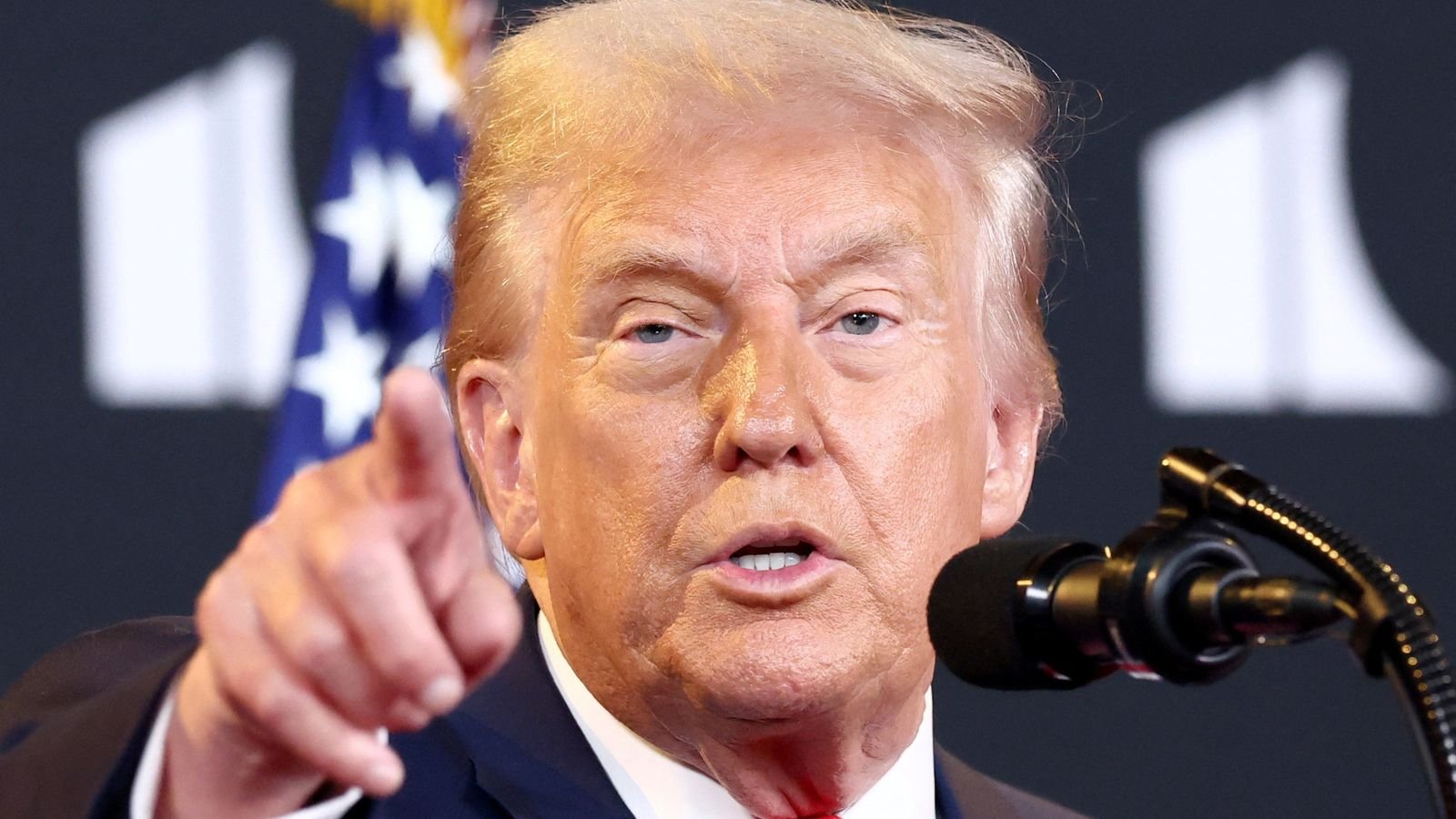 Ukraine war latest: Trump threatens 'very severe consequences' if Putin doesn't agree to ceasefire at summit | World News