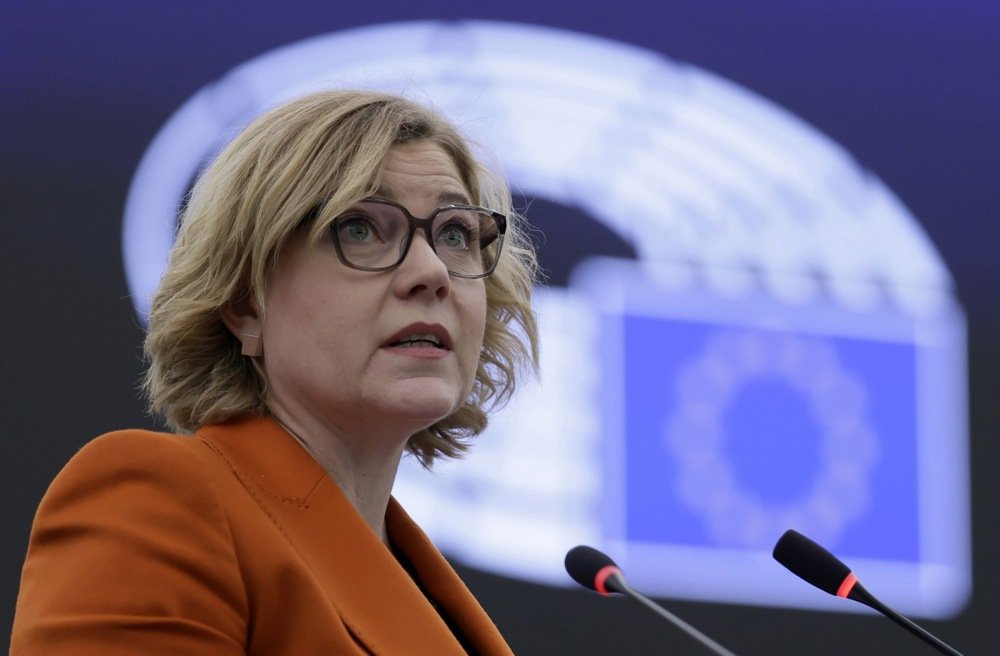 Commission confirms no delay to implementing the Data Act