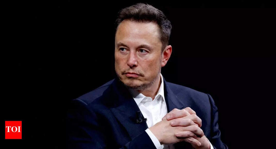 Tesla engineer resigns after 8 years; points to CEO Elon Musk as main reason, accuses him of ‘lying to the public, manipulating…’