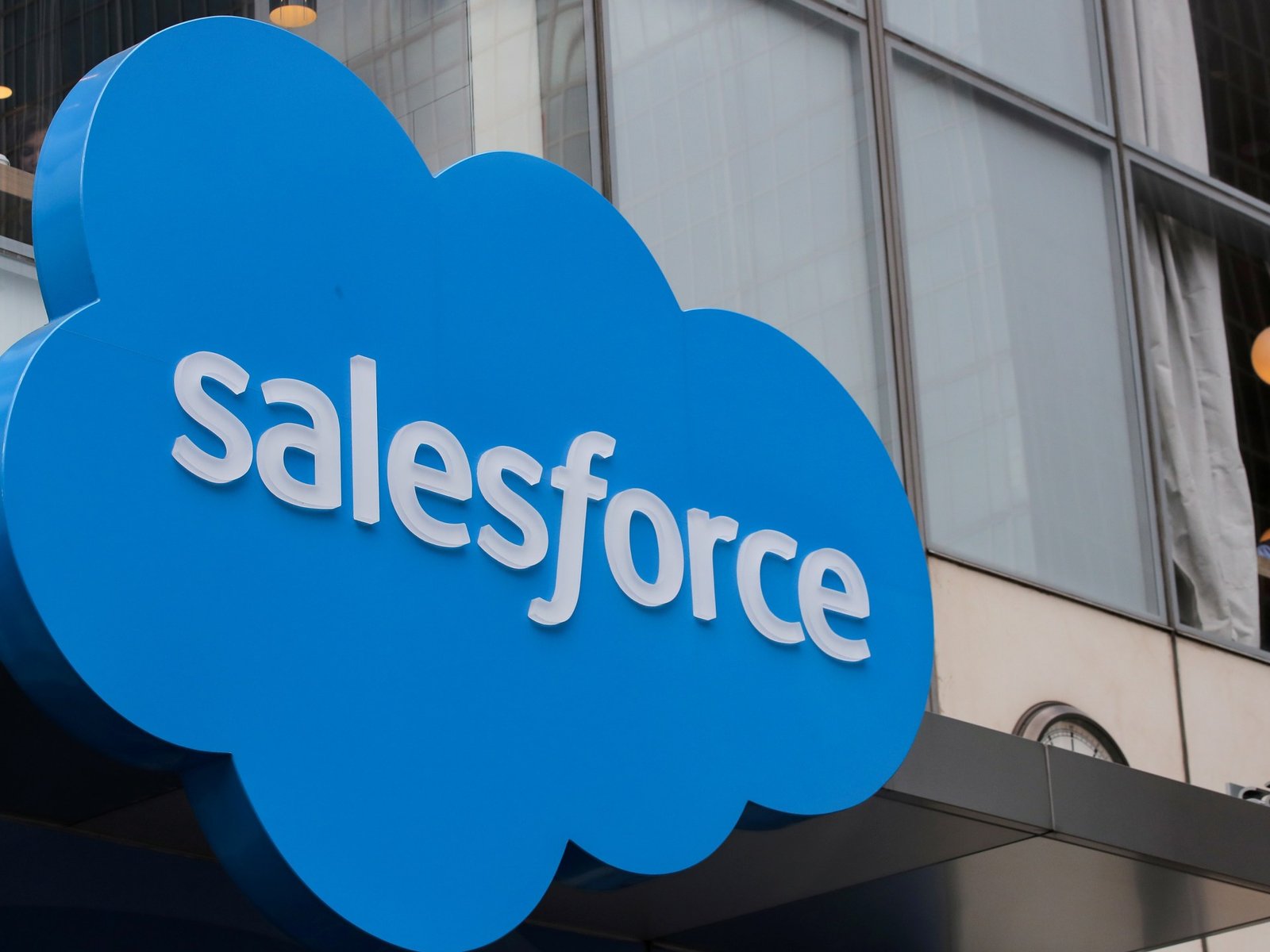 Salesforce lays off thousands despite strong earnings report | Business and Economy News