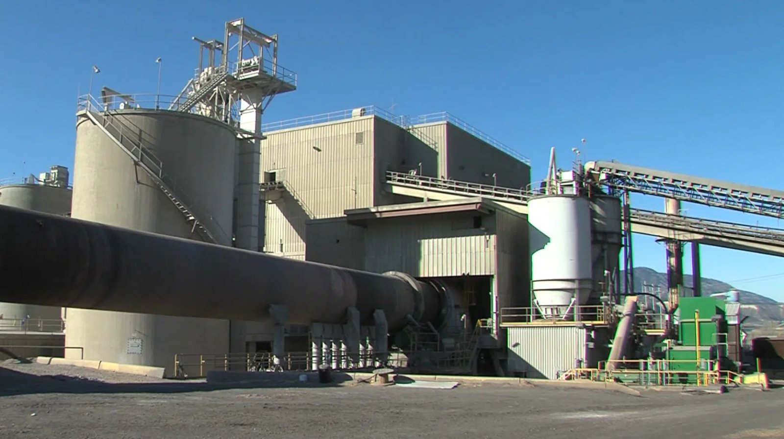 Kamloops Lafarge plant to close, 26 layoffs expected