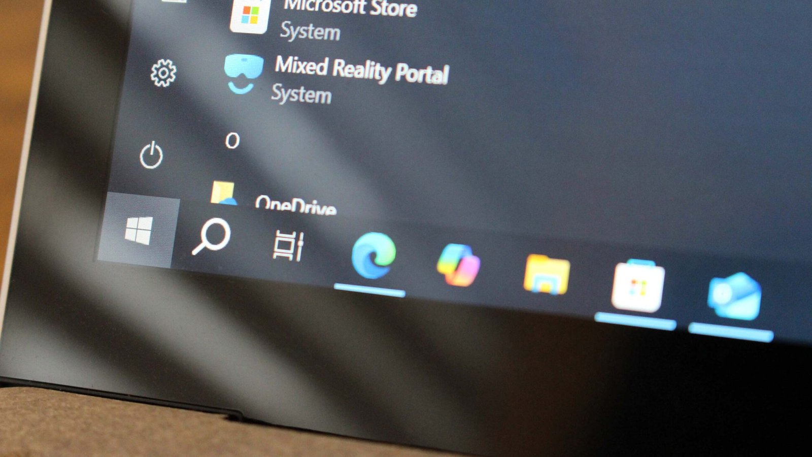 Microsoft Forced to Offer Free Windows 10 Security Updates Across Europe