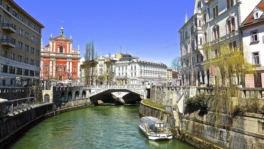 bne IntelliNews - INTERVIEW: Slovenia’s sovereign sustainability-linked bond could catalyse Europe’s stalled SLB market