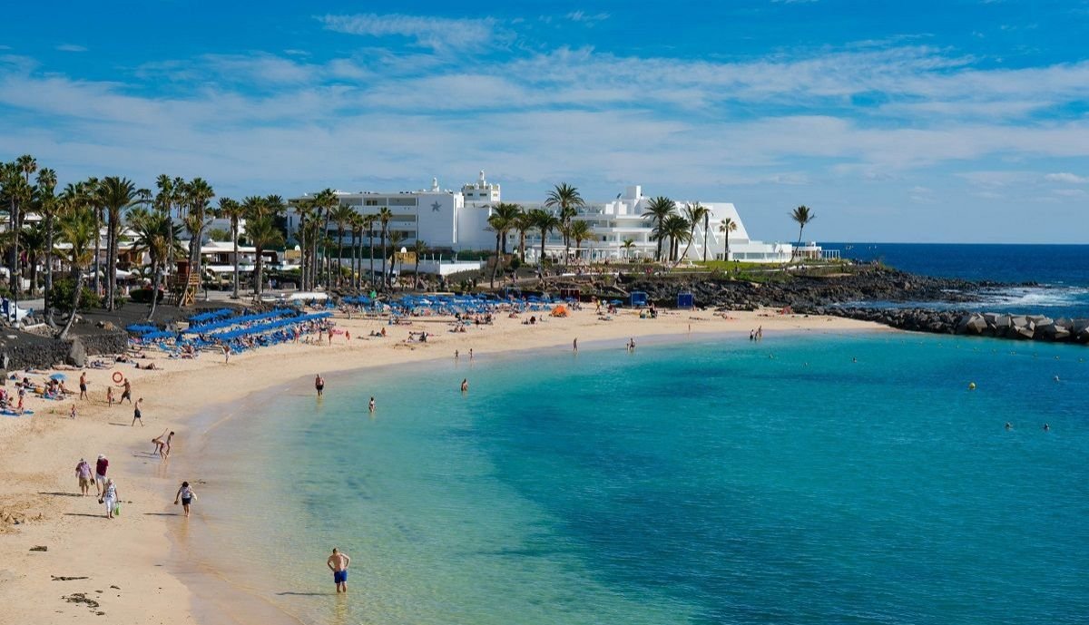 Lanzarote hoteliers ask to update EU subsidies to modernize hotels