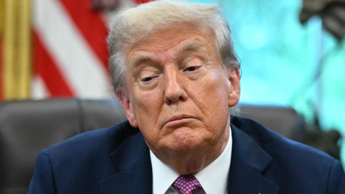 Trump threatens EU with additional tariffs over 3.5 bn Google antitrust fine