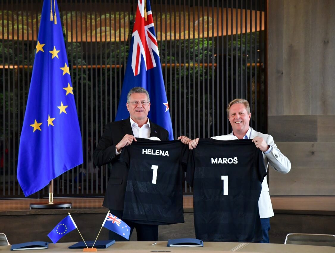 EU Commissioner and Trade Minister agree to boost business cooperation