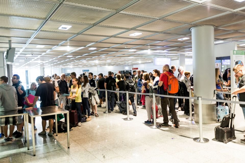 Technical Glitches, Long Queues Mark EU’s Entry/Exit System Rollout