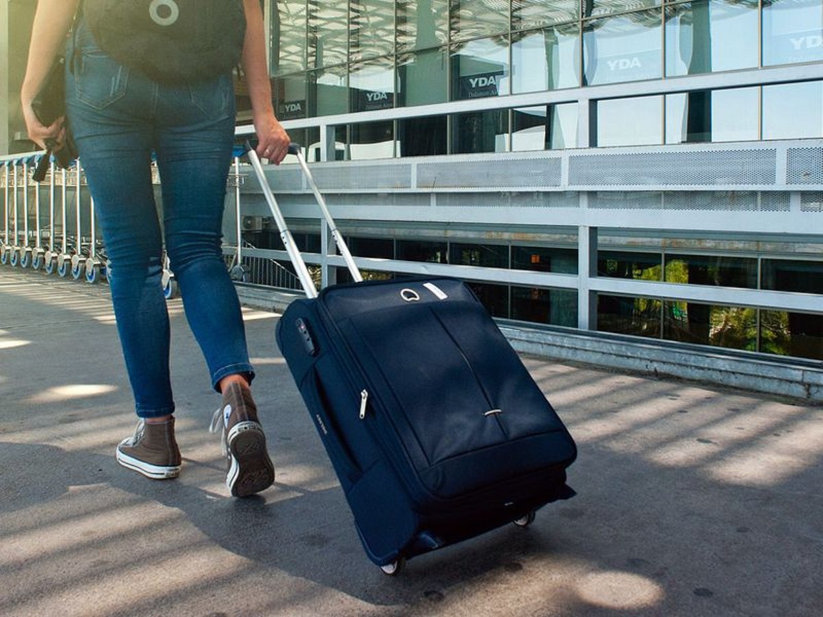 American Airlines updates carry-on baggage rules from October 6