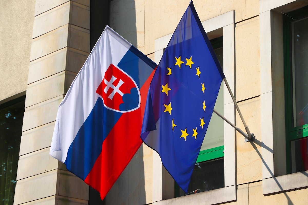 Slovakia Defies EU, Amends Constitution to Protect Sovereignty