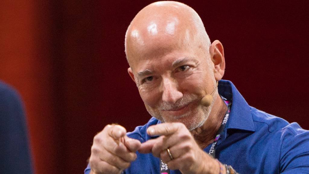 Jeff Bezos launches AI startup with US$6.2 billion in funding
