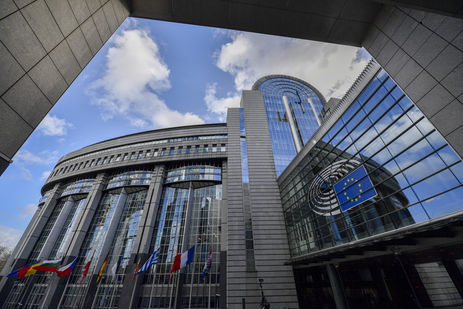 Relaxation of sustainability requirements for companies approved by the EU Parliament