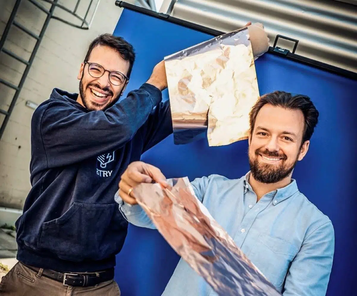 A Swiss startup bets on eco-friendly innovation by creating ultra-thin batteries that charge in less than a minute