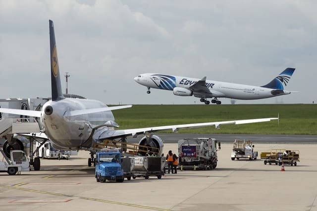 Photo taken on May 19, 2016 reveals an airplane of EgyptAir taking off at the Charles de Gaulle Airport, in Paris, France. Egypt's Foreign Minisattempt confirmed to Egyptian Civil Aviation Minisattempt that wreckages of the missing airplane were found near the Greek Island of Karpathos, EgyptAir stated on Thursday. Earlier in the day, EgyptAir stated the missing plane, an Airbus A320, disappeared from radar screens en route from Paris to Cairo Thursday at 2:45 am Cairo local time (0045 GMT), with 66 people aboard. (Xinhua/Pierre Andrieu)