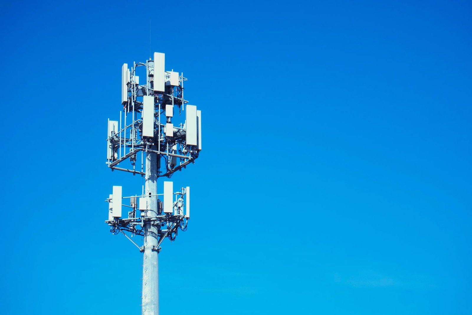 SynaXG raises over USD 20 million, CapitaLand acquires LXA Capital, new China investments, and more