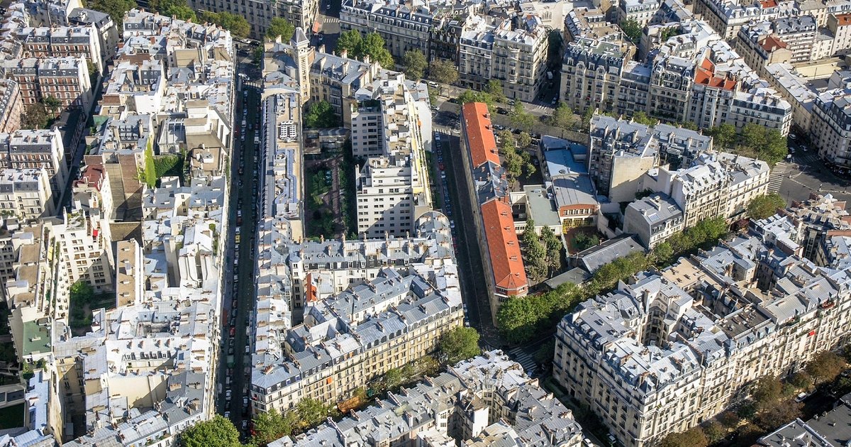 Goodman, CPP Forge $9B Deal to Power Europe’s Data Center Boom