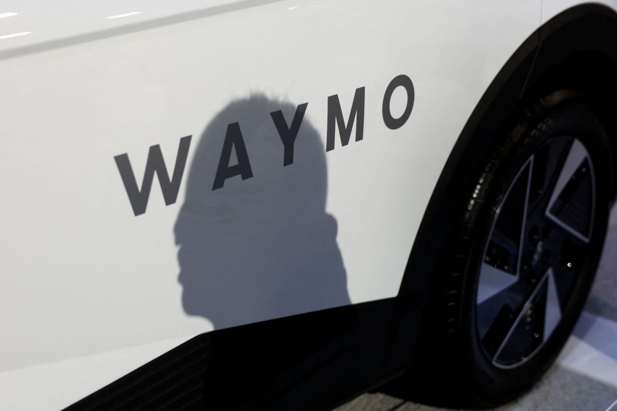 Waymo gears up to launch robotaxis in London this year