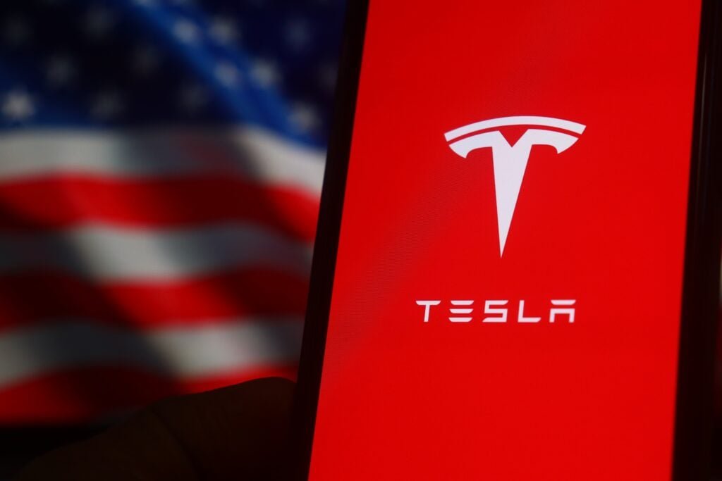 Tesla Deliveries Slide 16% In Q4, Energy Storage Hits Records - Tesla (NASDAQ:TSLA)