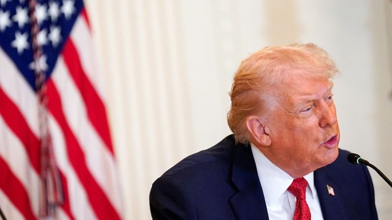 Live updates: Trump’s ICE crackdown in Minnesota; tariff threats over Greenland