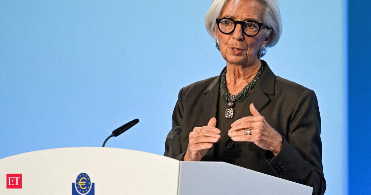 European Central Bank President Christine Lagarde plans to quit before Macron's term ends, FT reports