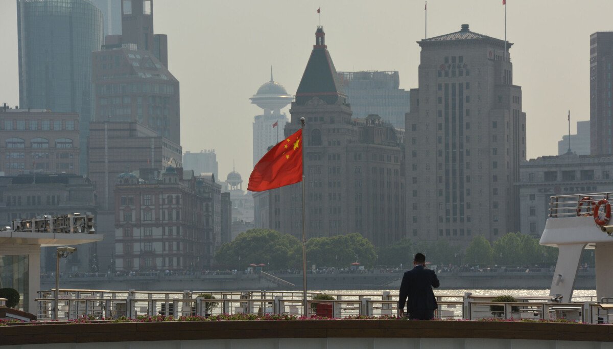 On the eve of crushing new EU sanctions, Moscow ratifies LNG deal with Beijing