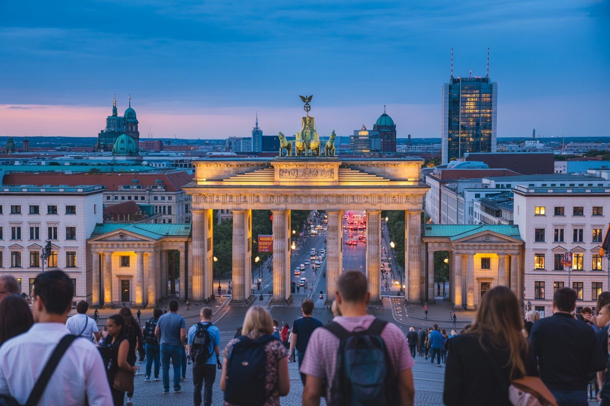 London overtakes amsterdam, barcelona, prague, berlin and more european countries telling tourism tales to us tourists with overnight stays, big-spending guests, and glitzy new luxury hotels: new research on how travel to europe is easier from america