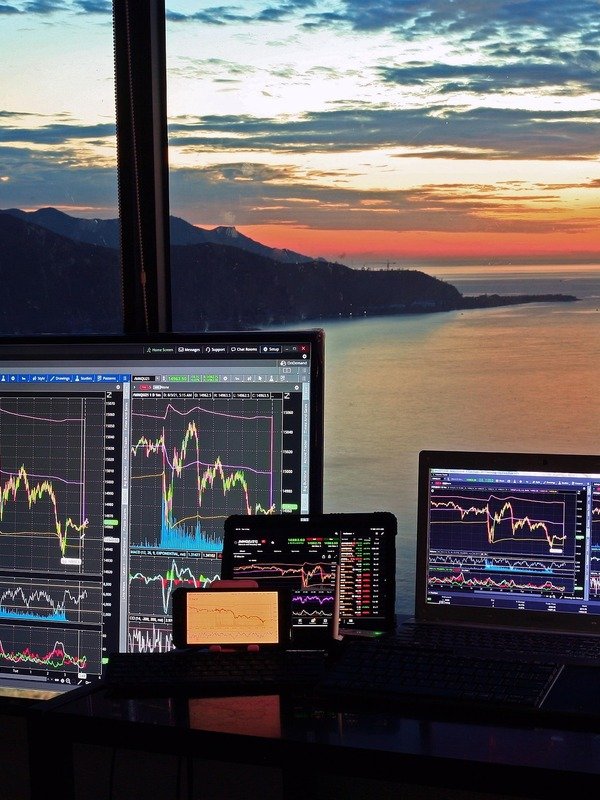 Hidden Opportunity Or Macro Trap Waiting To Smash Late Bulls?