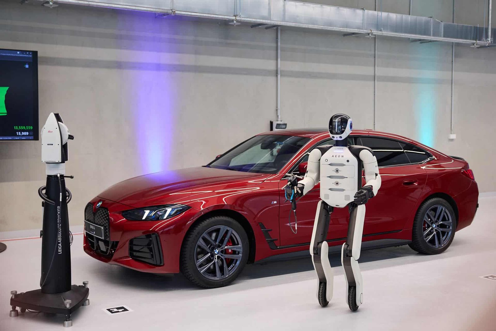 BMW HUMANOID ROBOTS 00