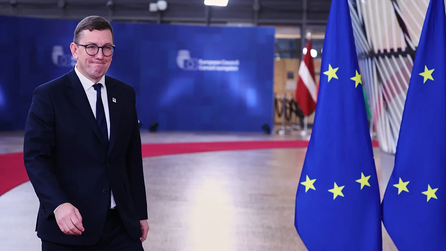 Title: Belgium Europe Summit Image ID: 25352313840886 Article: Estonia's Prime Minister Kristen Michal arrives for the EU Summit in Brussels, Thursday, Dec. 18, 2025.