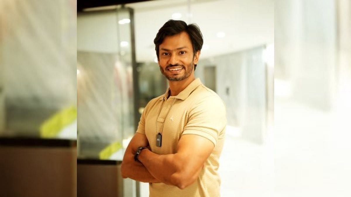 Indian AI Startup Founder Dhananjay Yadav’s US Visa Rejected Despite Investor Invite