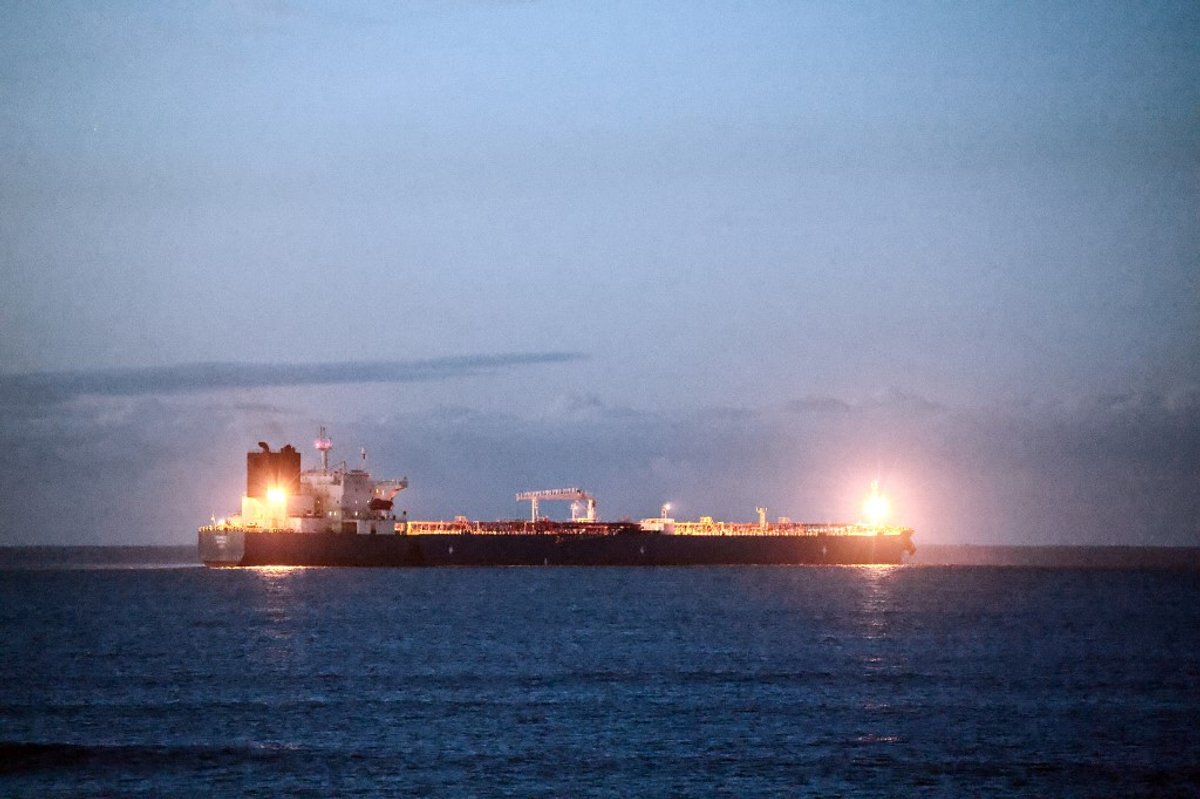 US, EU Prepare New Russia Sanctions as Kremlin Signals No Shift on War