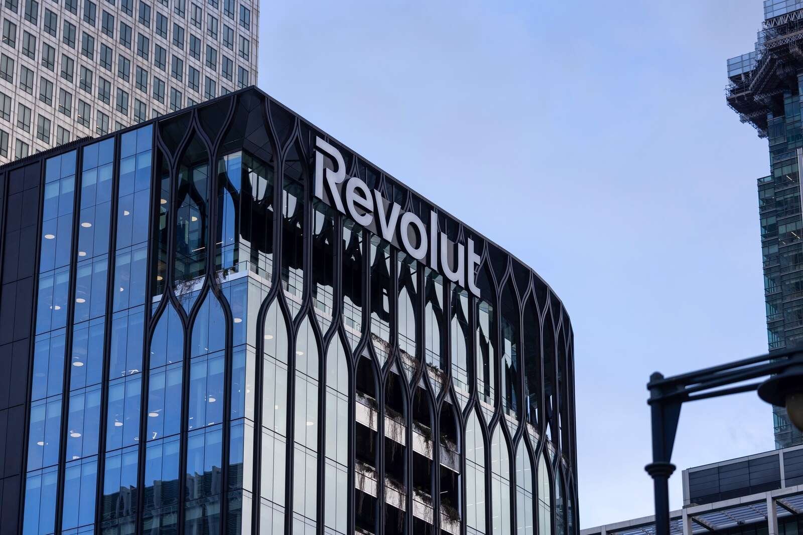 Revolut eyes share sale later this year on pre-IPO demand