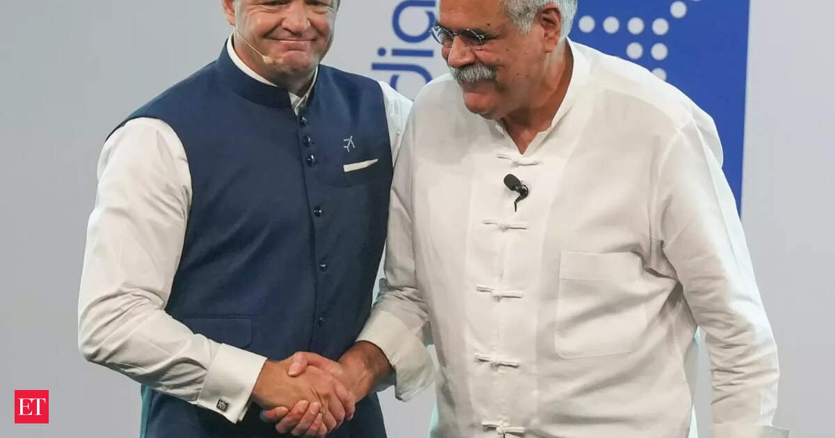 'Main Hoon Naa': IndiGo Co-Founder Rahul Bhatia tells staff after Pieter Elbers exit