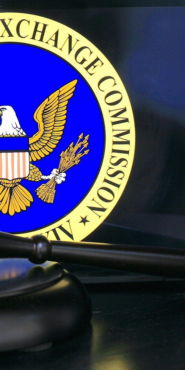 CL0000000266) Faces Steel Sector Headwinds Amid Green Transition Push