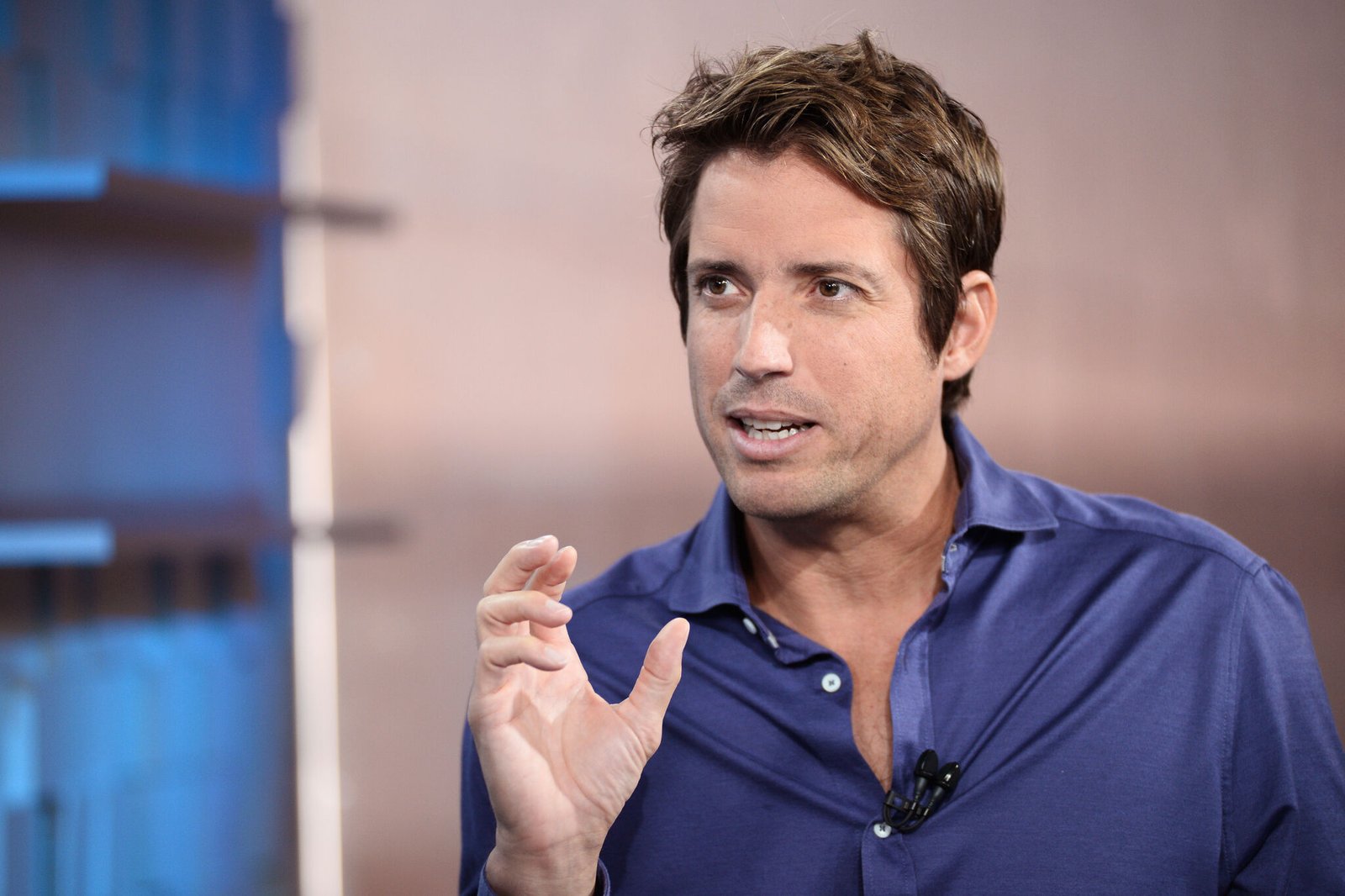 GoPro CEO waives salary to fight Bay Area tech company's struggles