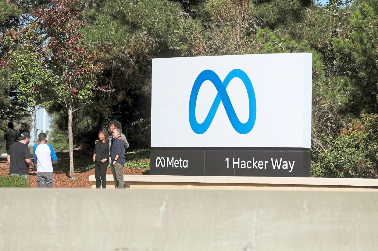 Meta hires Dreamer’s founders in latest bet