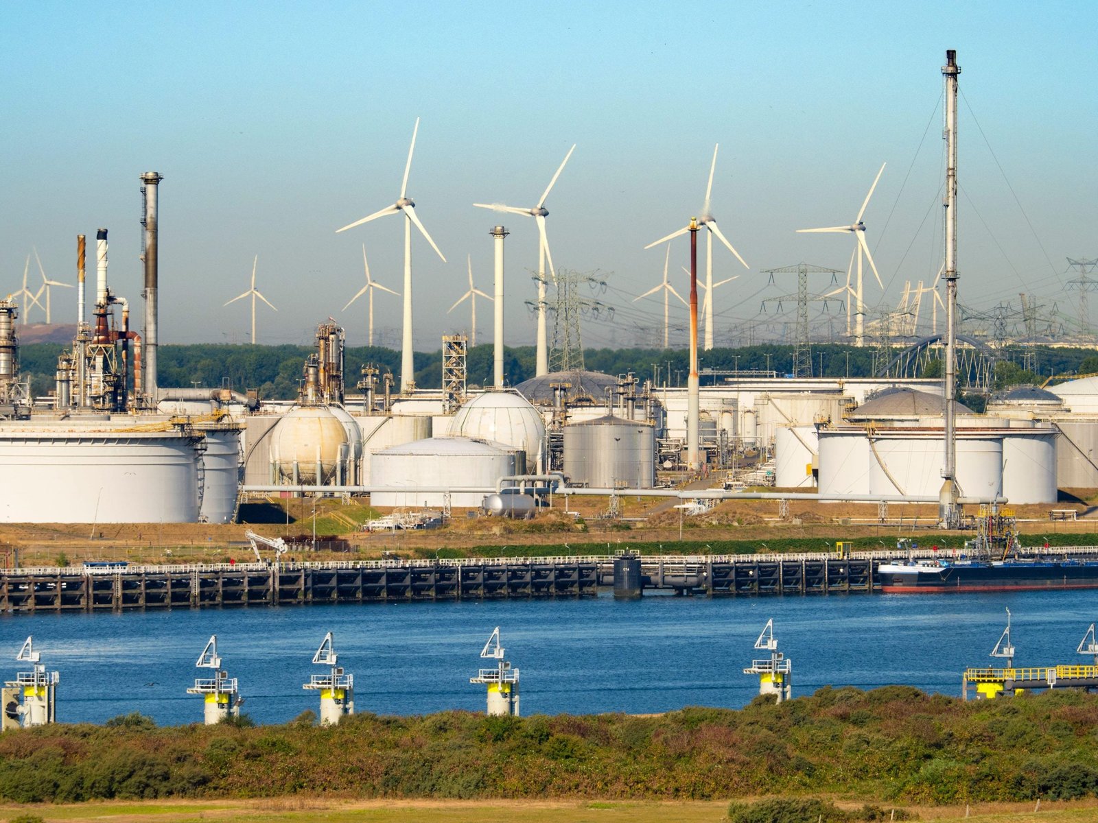 Latest energy shock reminds Europe of its risky gas reliance